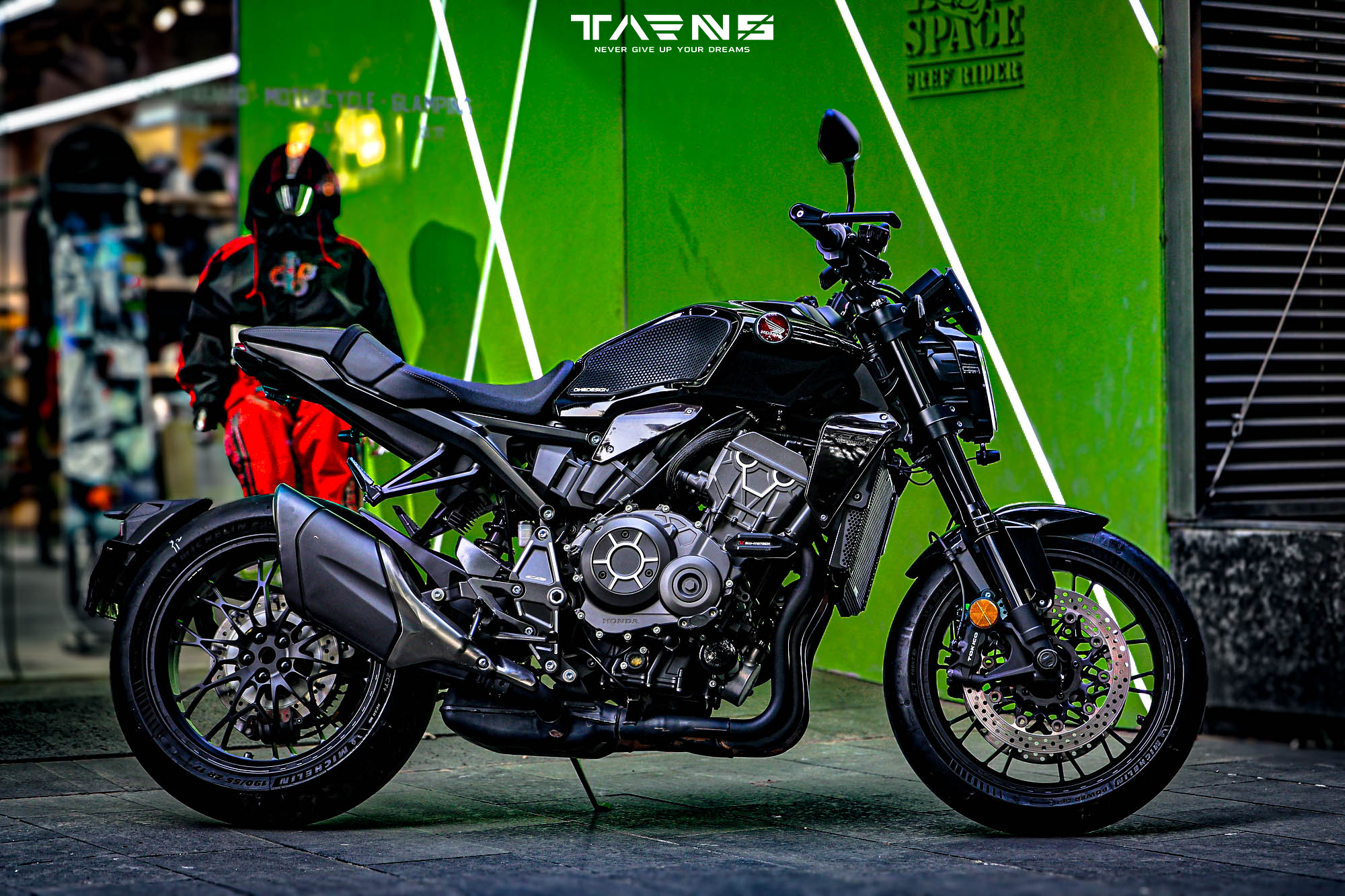HONDA CB1000R