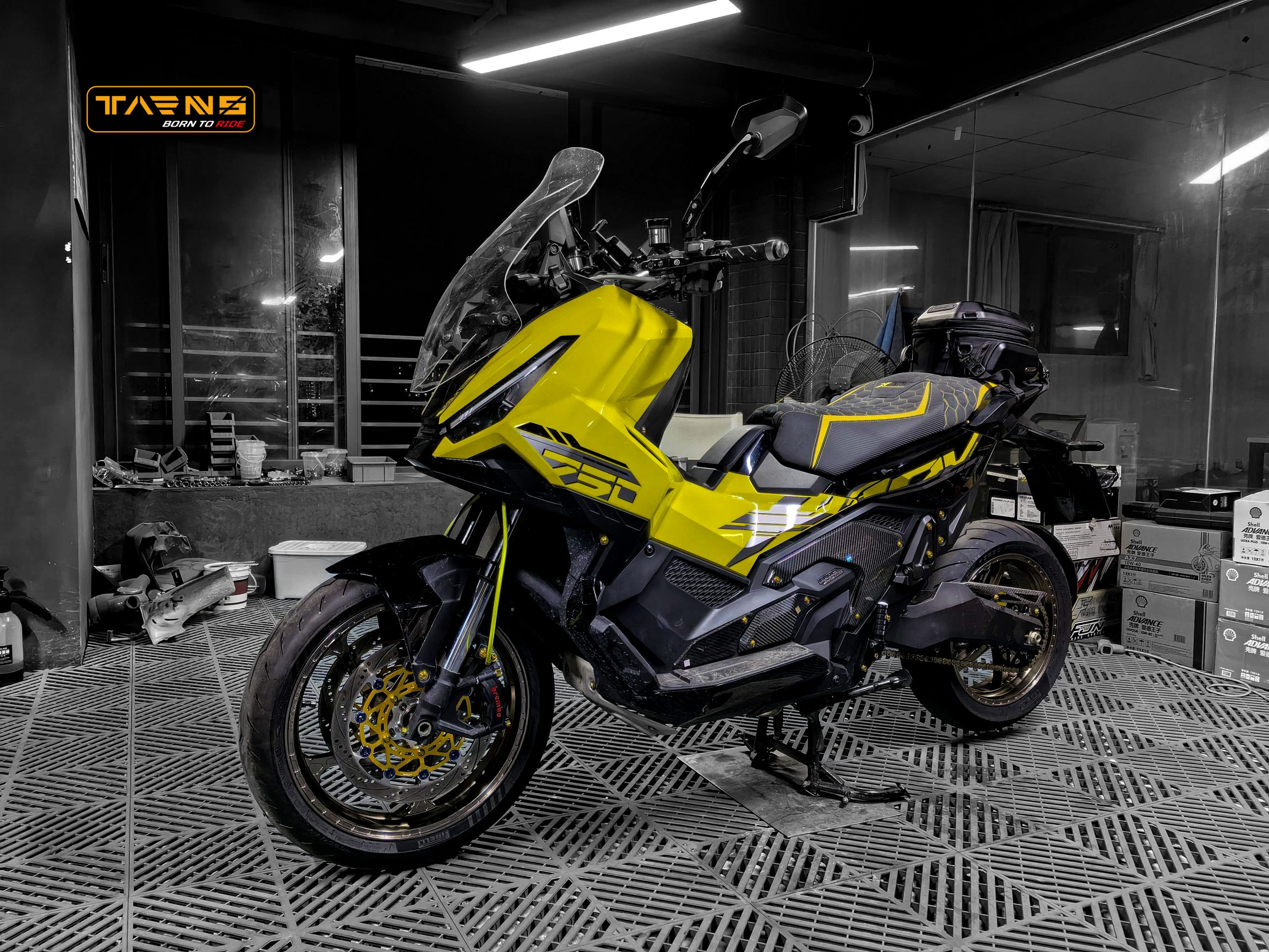 HONDA XADV 750
